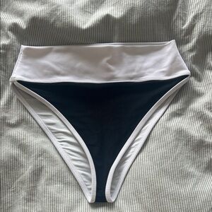 Beach Riot Emmy black and white high waisted bottoms. Large. NWOT.